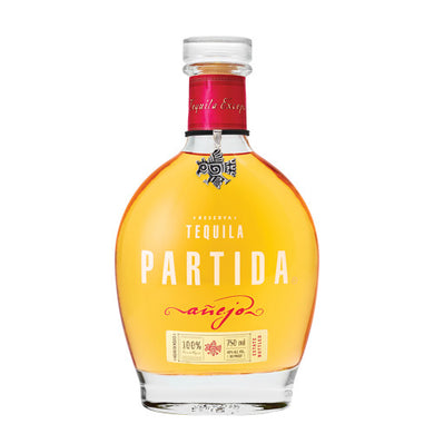 Discover Tequila Partida Añejo, aged 18 months for a rich, smooth flavor. Enjoy notes of caramel, vanilla, and spice in a premium tequila experience. Perfect for sipping or cocktails.