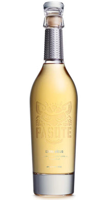 Indulge in the luxurious Pasote Tequila Limited Edition Extra Añejo. Aged to perfection with notes of vanilla, almonds, and spice. Limited stock—buy now!  